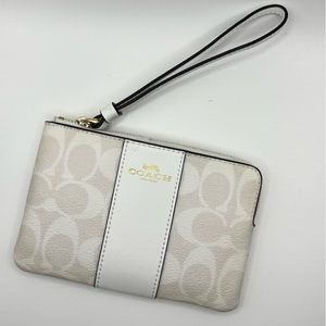Coach Corner Zip Wristlet in Signature Canvas (58035)